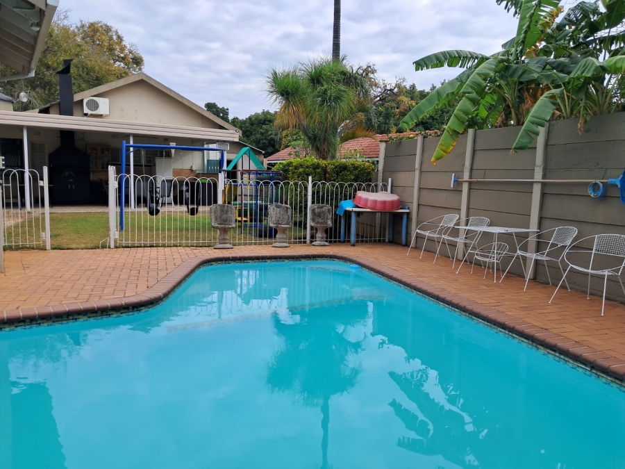 4 Bedroom Property for Sale in Safari Gardens North West